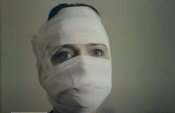 Грішниця в масці