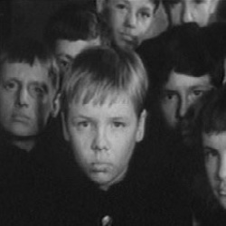 Хлопчаки їхали на фронт