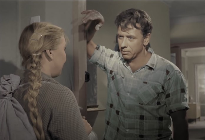 Приходьте завтра