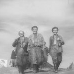 Велике життя