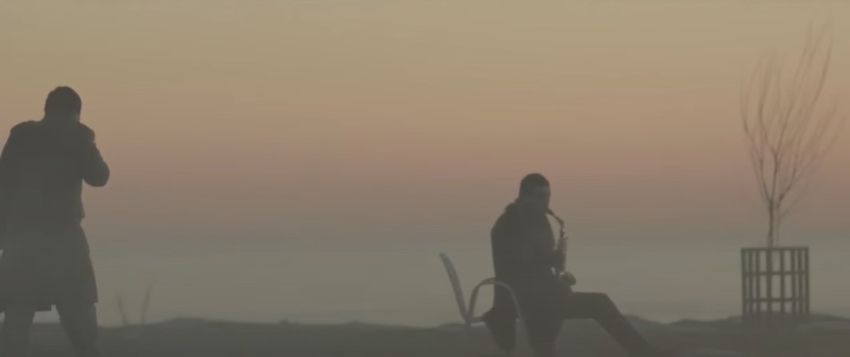 Під електричними хмарами