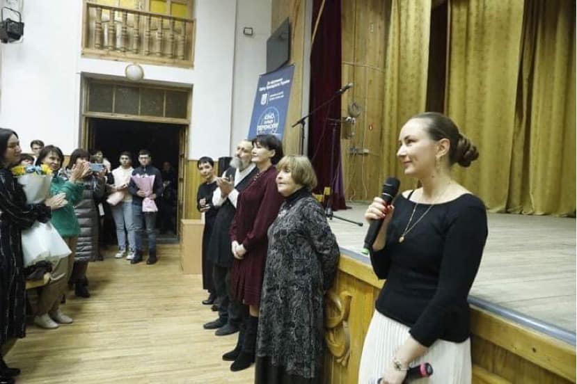 Кіно заради Перемоги! Кіно заради Перемоги!