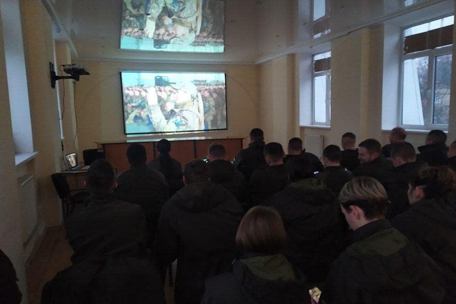Кіно заради Перемоги! Кіно заради Перемоги!