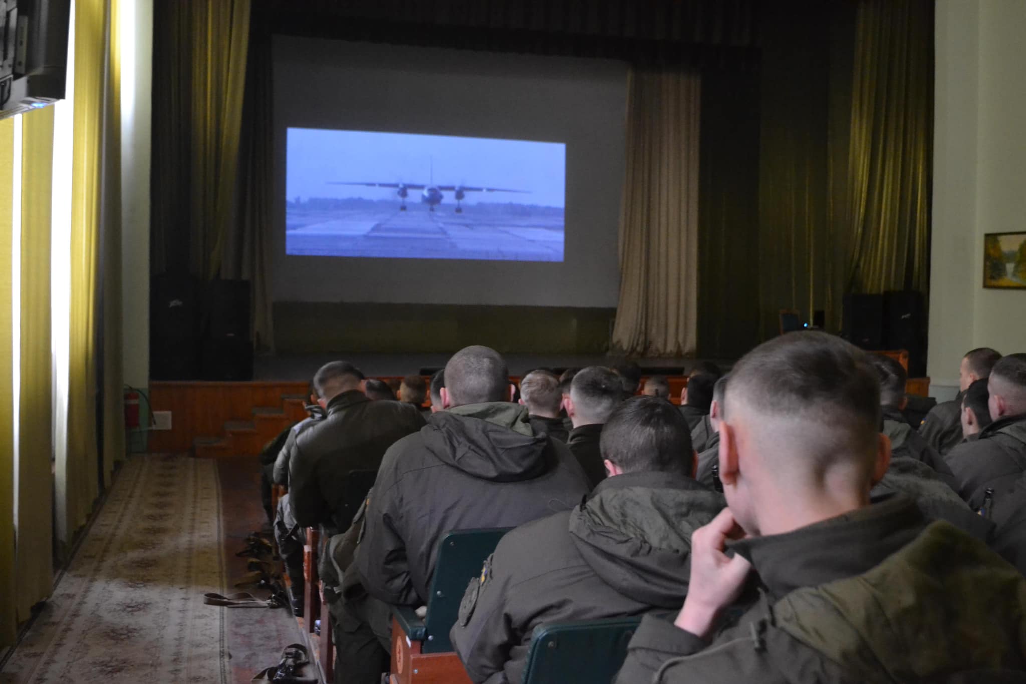 Кіно заради Перемоги! Кіно заради Перемоги!