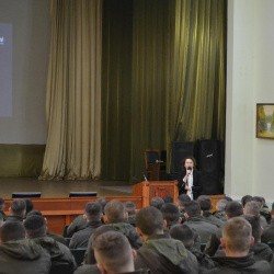 Кіно заради Перемоги! Кіно заради Перемоги!