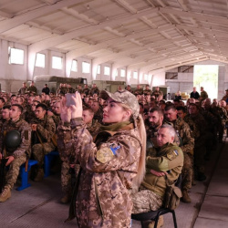 Національному туру «Кіно заради Перемоги!» півроку! Національному туру «Кіно заради Перемоги!» півроку!