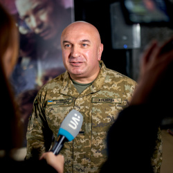 Мирний-21 прем'єрні покази Мирний-21 прем'єрні покази
