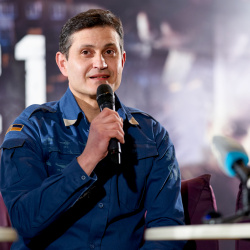 Мирний-21 прем'єрні покази Мирний-21 прем'єрні покази