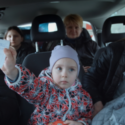 In the Rearview_dir. Maciek Hamela (2)