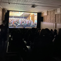 Кінотеатр Довженка Запоріжжя 2 Кінотеатр Довженка Запоріжжя 2