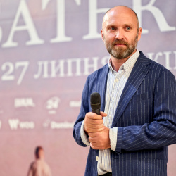 Олександр Кобзар Олександр Кобзар