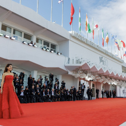 Red Carpet 1 Red Carpet 1