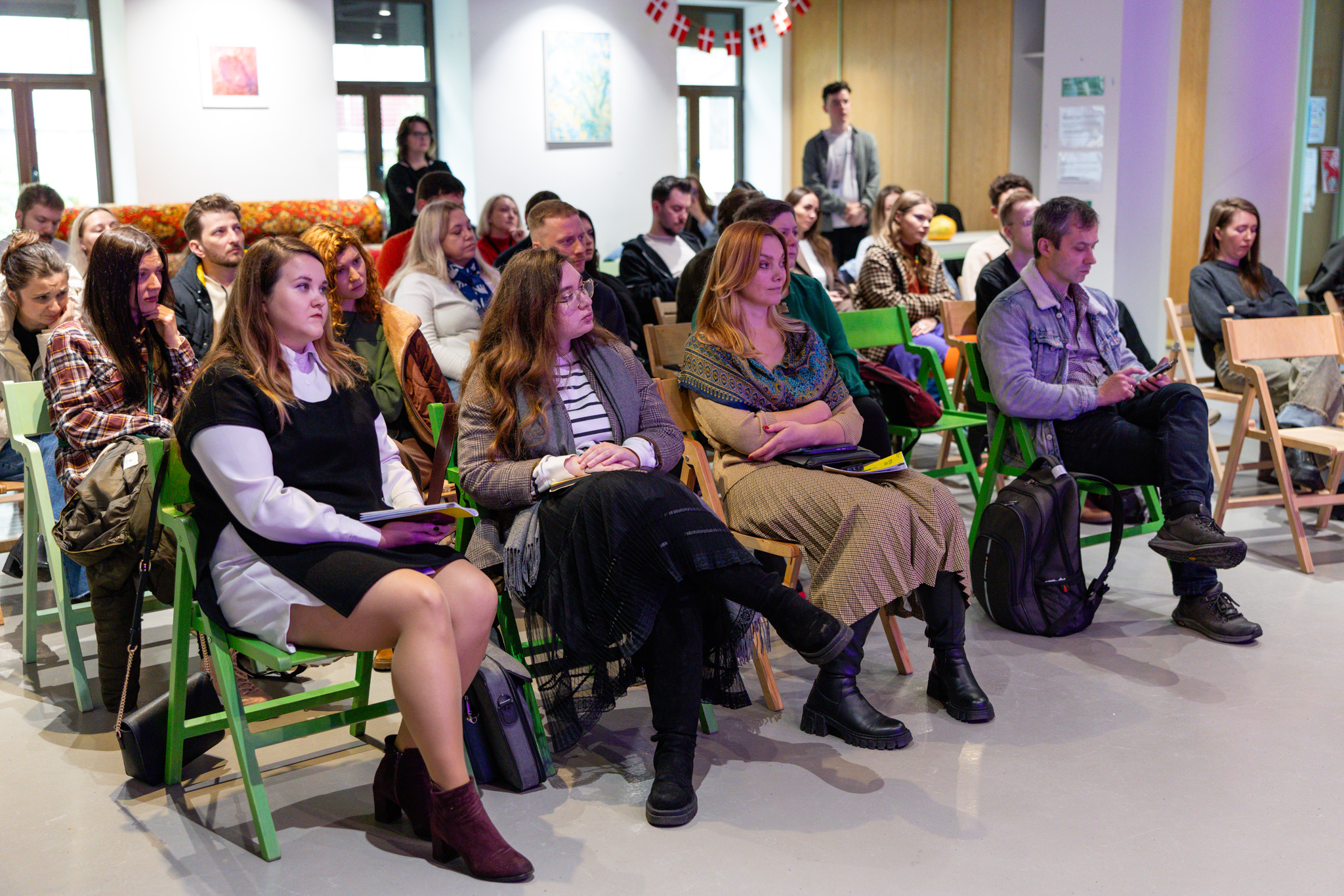 Молодість дискусія держкіно 10 Молодість дискусія держкіно 10