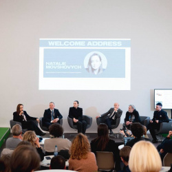 photo_5235931031137883478_y